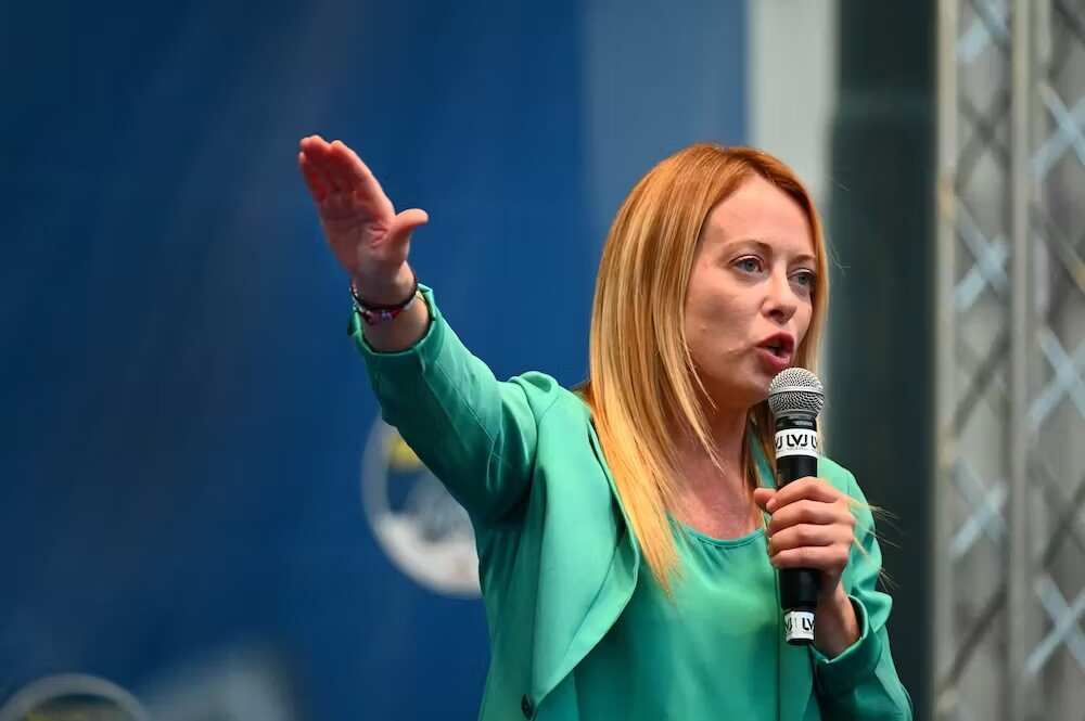 Es menester reconocer que la señora Meloni nunca ha negado su admiración ni por Mussolini ni por los principios básicos de esa ideología.
