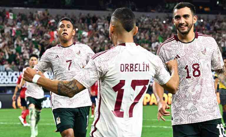 La Selección de México se impuso con pizarra de 2-0 a su similar de Costa Rica y se citarán en semifinales de Copa Oro