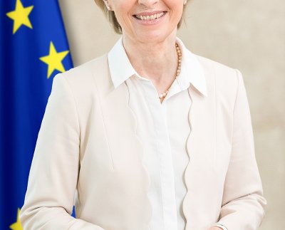 Esta agenda gira en torno a: una transición ecológica justa, una transformación digital inclusiva, el desarrollo humano y la resiliencia sanitaria y las vacunas.