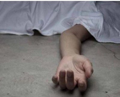 Un policía retirado de 29 años apuñaló a quien acompañaba a la mujer y se la llevó a la fuerza en el auto de su amigo.