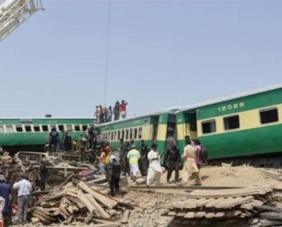 El tren se dirigía hacia la ciudad de Sargodha en la provincia oriental de Punjab en el momento del siniestro.