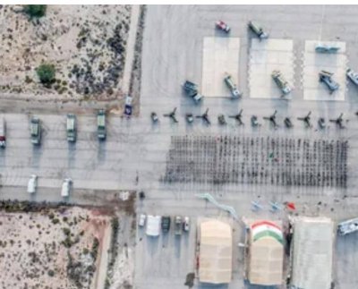 EEUU despliega tropas en Golfo de Omán Los militares tripularían embarcaciones de industrias petroleras privadas que navegan por la zona. Anteriormente, militares iraníes habían incautado botes de petroleras estadunidenses El gobierno de Estados Unidos se está preparando para desplegar marineros e infantes de marina a bordo de petroleros comerciales que transitan por el Golfo de Omán para disuadir a Irán de incautar estas embarcaciones, afirmó un funcionario estadunidense. "Hay un esfuerzo por utilizar equipos de seguridad formados tanto por infantes de marina como por marineros de la Armada en petroleros comerciales que transitan por el estrecho de Ormuz y sus proximidades, con el fin de reforzar las defensas para estos barcos vulnerables".