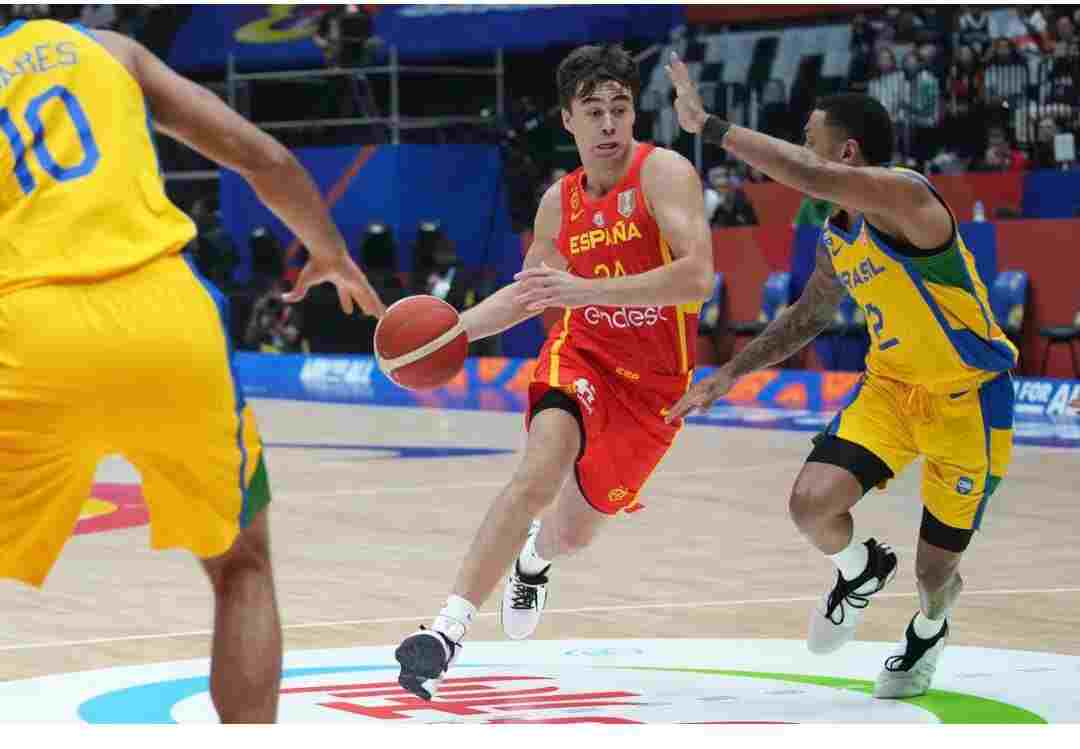 A pesar de lo parejo que fue el encuentro de inicio a final la selección Roja ganó con marcador de 68 por 60 ante Brasil para seguir siendo líder de su grupo.