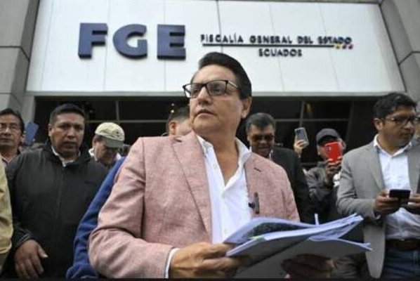 FBI colaborará en las investigaciones para esclarecer el crímen de Fernando Villavicencio