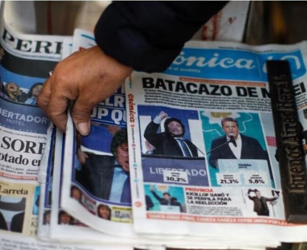 El Gobierno argentino pidió disculpas por la devaluación de menos del 20 % de la moneda el día después de las primarias y señaló al Fondo Monetario Internacional .