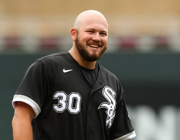 Miami Marlins obtuvieron a Jake Burger y Josh Bell a cambio de Jake Eder y Garret Cooper quienes fueron a Cleveland y Chicago