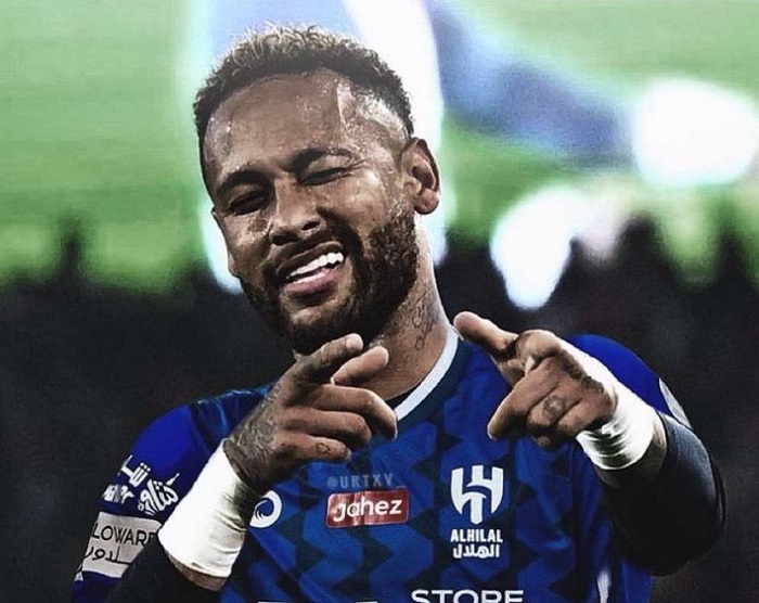 El jugador brasileño de 31 años de edad estaría firmando con el club Al Hilal, por 100 millones de Euros y par de temporadas en las que jugará en el fútbol árabe