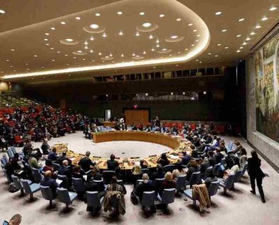 Quince países del Consejo de Seguridad de la Organización de las Naciones Unidas (ONU) adoptaron una resolución propuesta por el Reino en la que se autoriza a reforzar la misión que la ONU en Colombia.