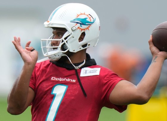 El Quarterback de Miami Dolphins, Tua Tagovailoa indicó que el nuevo diseño de su casco es vital para así recibir la menor cantidad de impactos