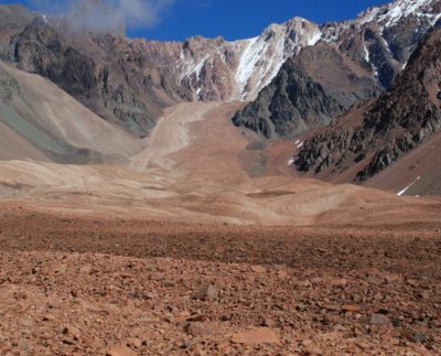 El derretimiento del hielo afecta el estudio de glaciares y otras estructuras congeladas como el permafrost.