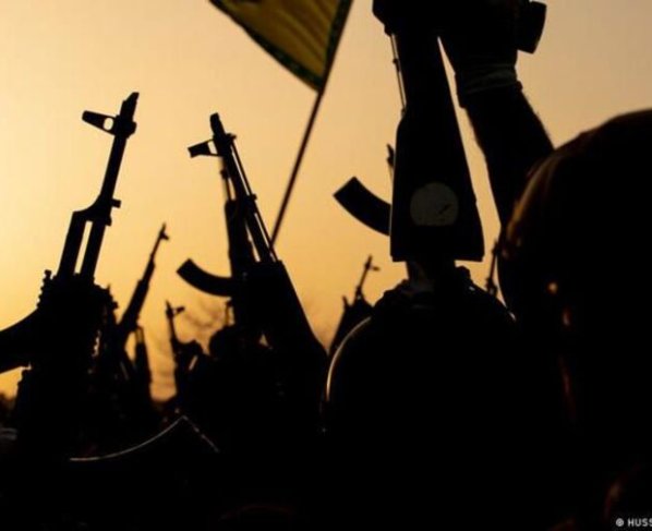 Al-Qurashi "murió tras un enfrentamiento directo" con la formación Hayat Tahrir al-Sham (HTS, ex brazo local de la red Al Qaeda) que intentaba capturarlo