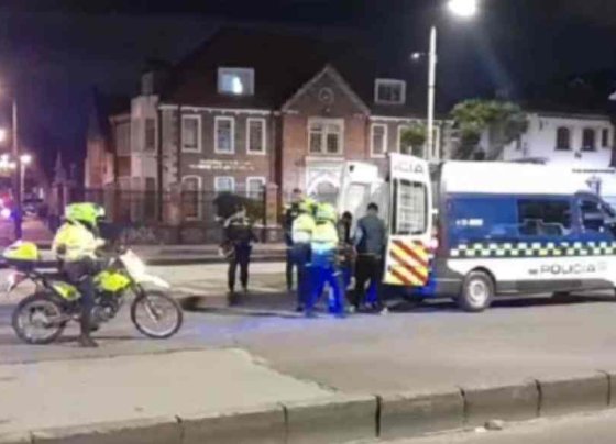 la mayoría de ellos escaparon a través de un caño sobre la calle 40 y otros habrían usado las alcantarillas para evadir el operativo de las autoridades.