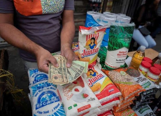 La variación de precios interanual del 30 de julio de 2022 al 30 de julio de 2023 fue de 487 % en moneda nacional y en la extranjera fue de 21 %.
