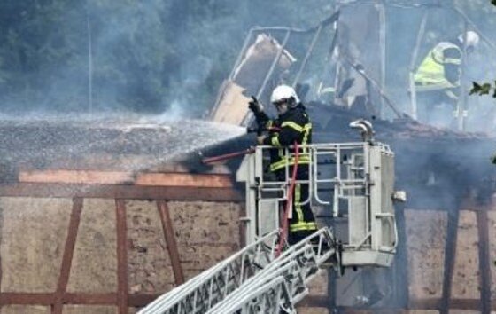 Nueve personas fallecieron y dos siguen desaparecidas tras un incendio en un albergue de vacaciones que acogió a personas con discapacidad en el noreste de Francia.