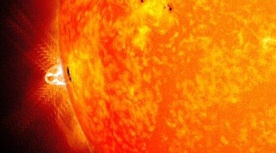 Las manchas solares son el resultado de las perturbaciones en el campo magnético derivado de su propio ciclo solar y cada 11 años se invierte su polaridad.