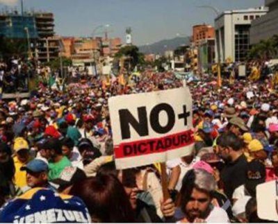 Los venezolanos estamos en ese punto en que el temor nos disuade de hacer lo que hay que hacer o peor jugarse la vida que es más peligroso pero más rápido el desenlace.