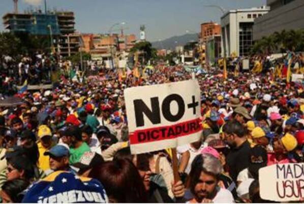 Los venezolanos estamos en ese punto en que el temor nos disuade de hacer lo que hay que hacer o peor jugarse la vida que es más peligroso pero más rápido el desenlace.