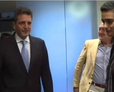 El kirchnerismo postuló al ministro de Economía Sergio Massa como candidato único del oficialismo para competir en las elecciones presidenciales del 22 de octubre