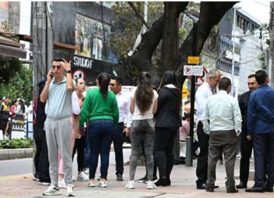 Un sismo sacudió Bogotá y el centro de Colombia hacia el mediodía de este jueves según reportes del Servicio Geológico de Estados Unidos.