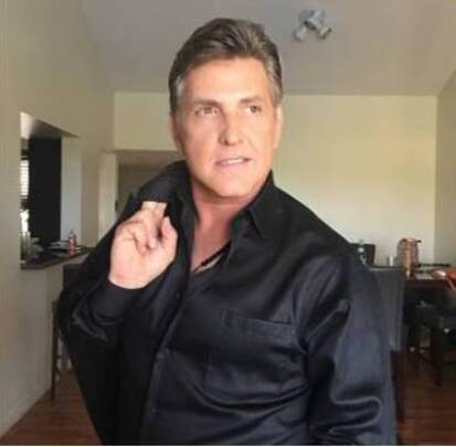 "¡Qué bueno reencontrarnos en este nuevo proyecto. Un abrazo hermano!"escribió el actor junto a esta foto que publicó en Instagram.
