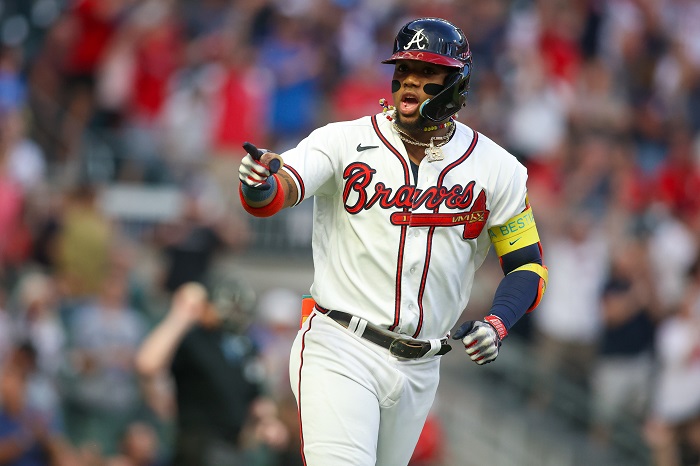 Este lunes Ronald Acuña Jr conectó un par de jonrones y se robó una almohadilla, para de esta manera llegar a la mítica marca 40-40