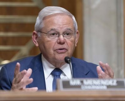 La acusación contra los demócratas los deja en una posición incómoda forzados a decidir si defienden a uno de sus históricos en el Senado o si le sueltan la mano.