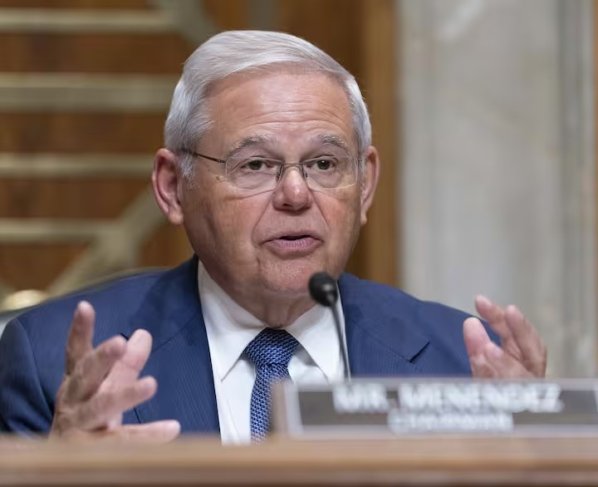 La acusación contra los demócratas los deja en una posición incómoda forzados a decidir si defienden a uno de sus históricos en el Senado o si le sueltan la mano.