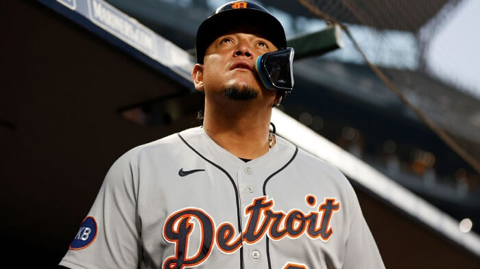 Miguel Cabrera despachó el sábado cuatro imparables para ser el último jugador de los Tigres de Detroit con 40 años conectando 4 imparables