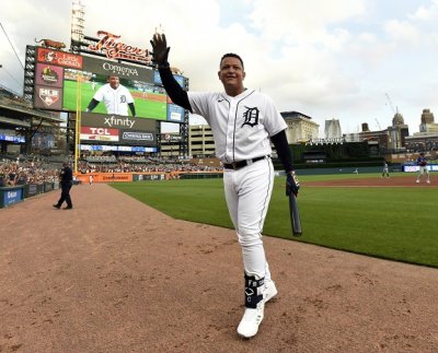 Este lunes Miguel Cabrera fue ovacionado por los aficionados cuando tomó su primer turno al bate en el Comerica Park ante los Reales de Kansas City
