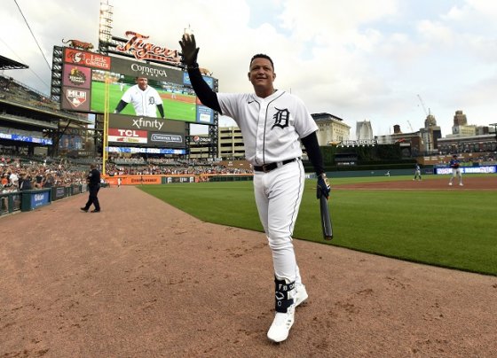 Este lunes Miguel Cabrera fue ovacionado por los aficionados cuando tomó su primer turno al bate en el Comerica Park ante los Reales de Kansas City