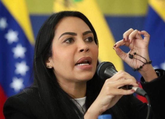 La candidata a las primarias de la oposición, Delsa Solórzano negó que haya sugerido que la candidata María Corina Machado deba retirarse de la contienda opositora.