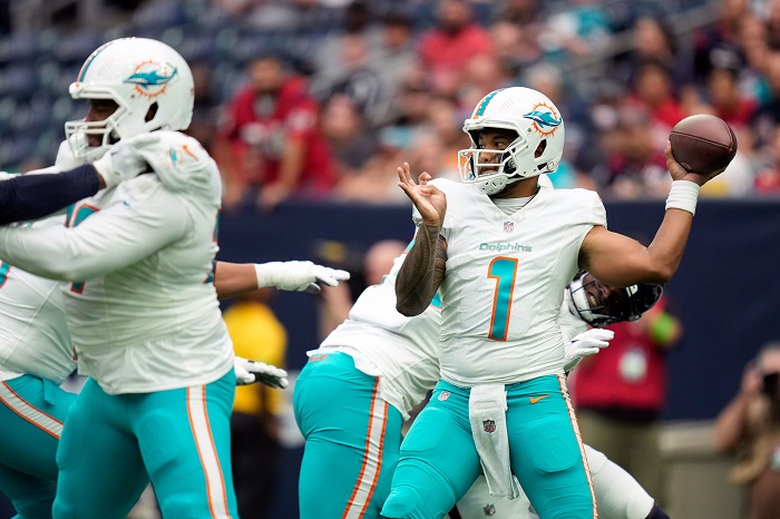 El quarterback de los Dolphins de Miami fue escogido como el mejor jugador de la AFC tras lo hecho en los primeros juegos de la Temporada