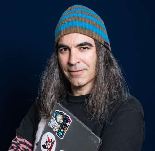 Chema Alonso experto en ciberseguridad dijo en la Universidad Internacional de La Rioja que tener humanos sintéticos perfectos ya es un hecho y la realidad superará a la ficción"