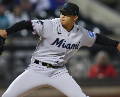El lanzador de los Marlins de Miami, Jesús Luzardo alcanzó los 200 ponches en la campaña 2023 de las Grandes Ligas, para así cerrar una excelente campaña
