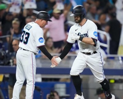 Este domingo Jon Berti despachó un par de cuadrangulares para de esta manera los Marlins de Miami vencieran 6 a 1 a los Cerveceros de Milwaukee
