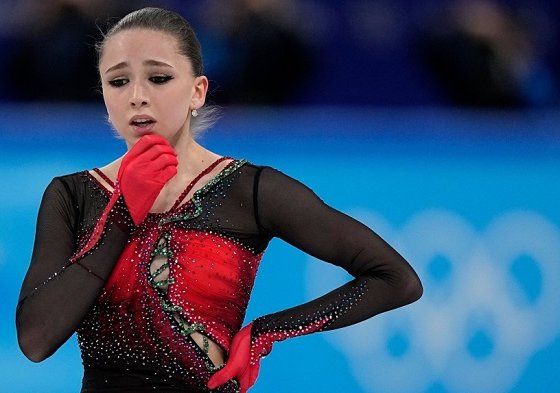 La patinadora artística rusa Kamila Valieva llegó al Tribunal de Arbitraje Deportivo, luego de haber dado positivo en los Juegos de invierno 2022