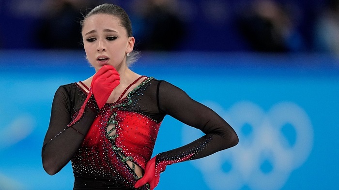 La patinadora artística rusa Kamila Valieva llegó al Tribunal de Arbitraje Deportivo, luego de haber dado positivo en los Juegos de invierno 2022