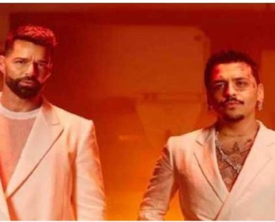 El cantautor puertorriqueño Ricky Martin lanzó este miércoles una nueva versión de su tema «Fuego de boche nieve de día» y contó con la colaboración del mexicano Christian Nodal.
