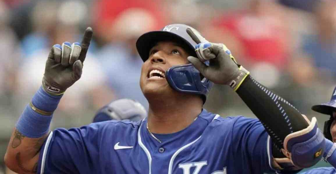 El cátcher venezolano está demostrando con su fuerza al bate que hay Salvador Pérez para rato y le está dando dividendos a su equipo los Reales de Kansas City