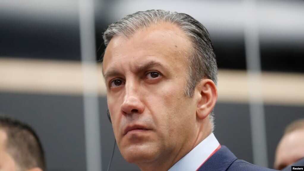 el Fiscal Tarek William Saab, ha evadido por todos los medios declarar en torno al paradero de El Aissami y aseguró que “no adelantaría información sobre ningún nombre en particular