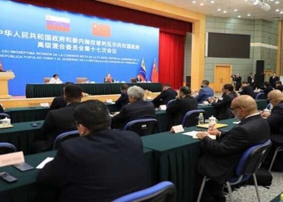 A raíz de la gira del representante del régimen por China y la firma de algunos convenios Venezuela exportará frutas alimentos y productos del mar.