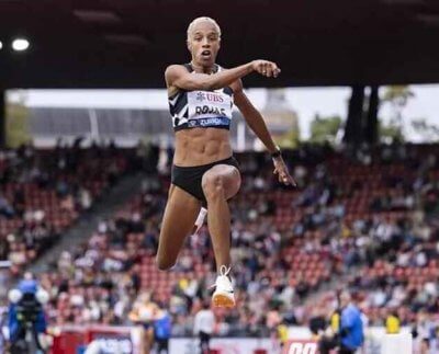 La venezolana suma ya dos años y dos meses sin conocer la derrota en triple salto y esta vez ganó por aplastamiento porque repitió en dos oportunidades la distancia alcanzada.