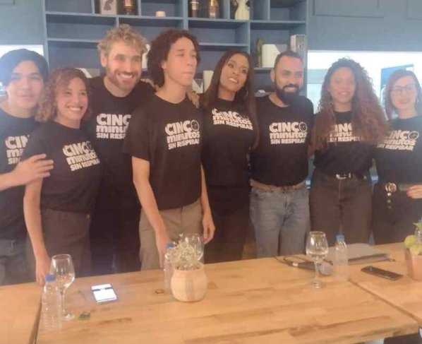 El montaje de la obra teatral habla sobre la violencia de género de conectar con esas verdades de tocar fondo sanar nuestras heridas.