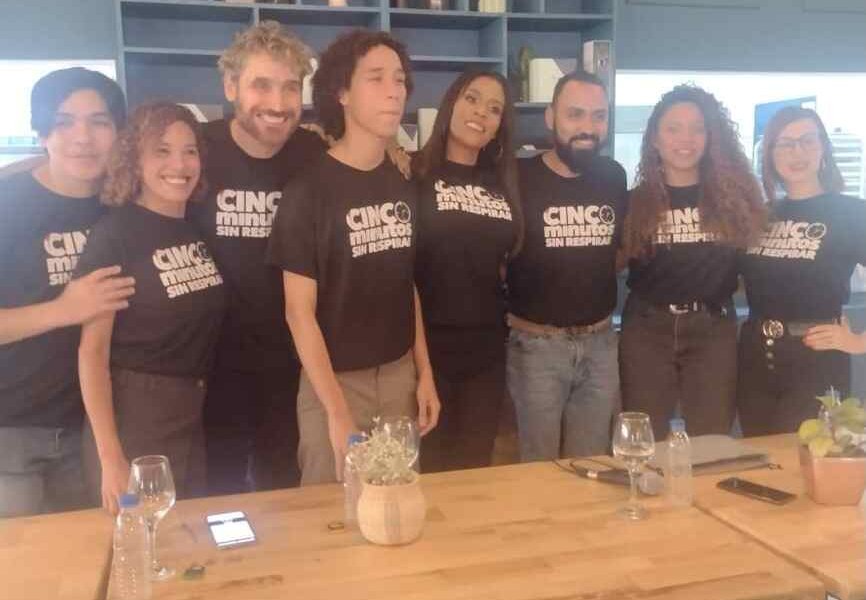 El montaje de la obra teatral habla sobre la violencia de género de conectar con esas verdades de tocar fondo sanar nuestras heridas.