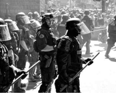 el autoritarismo se ha mezclado con un populismo de extrema izquierda que ha erosionado los principios de la democracia constitucional