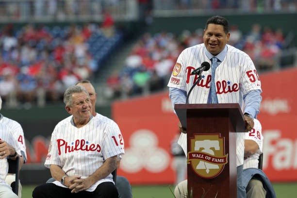 En 18 temporadas de acción en las Grandes Ligas Bob Abreu actuó en 2452 juegos con 8480 veces al bate. Disparó 2470 hits 574 dobles 59 triples 288 jonrones 1363 carreras 400 bases robadas y 1476 boletos.