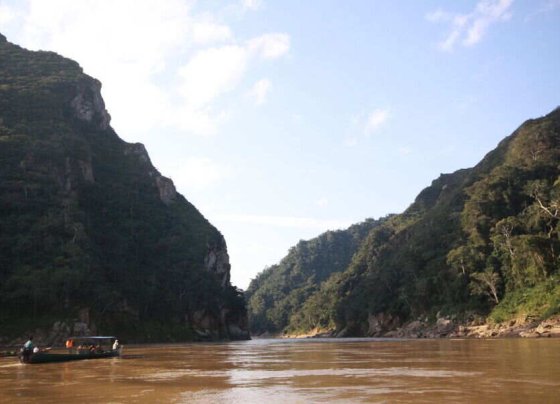 Un pequeño grupo de activistas sociales y ambientales ha organizado una campaña para detener ese desarrollo mediante un procedimiento civil de demanda colectiva.