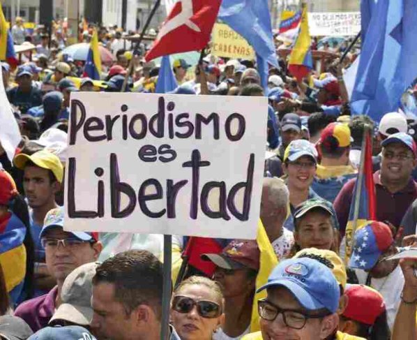 La organización Reporteros Sin Fronteras expresó su preocupación tras los señalamientos hechos por el mandatario Nicolás Maduro en contra del corresponsal del medio Voz de América