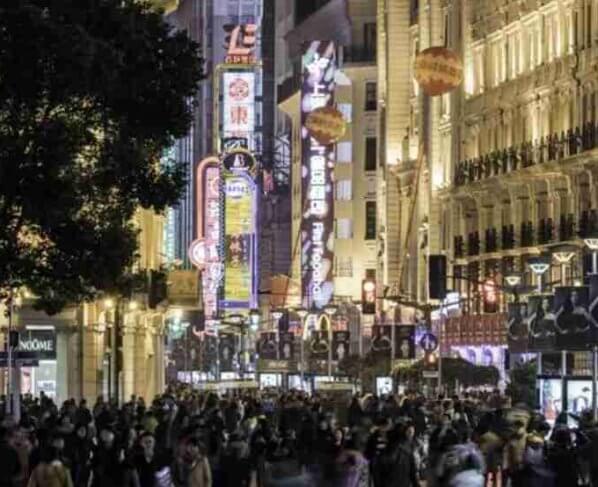 El gobierno chino ha estado enviando el mensaje de que todo está bajo control pero hasta ahora ha evitado cualquier medida significativa para fomentar el crecimiento económico.