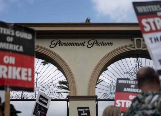 Los líderes sindicales y los estudios de Hollywood llegaron a un acuerdo tentativo para poner fin a una histórica huelga de guionistas después de casi cinco meses.